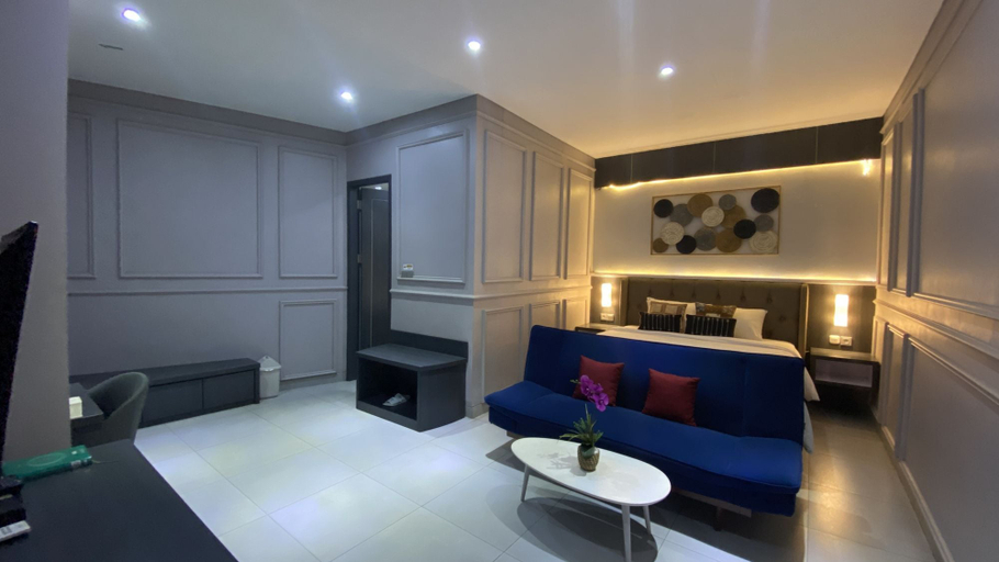 Room 2, Collection O near RS Hermina Bekasi, Bekasi