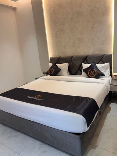 Room 5, Radhe Imperial, Hyderabad