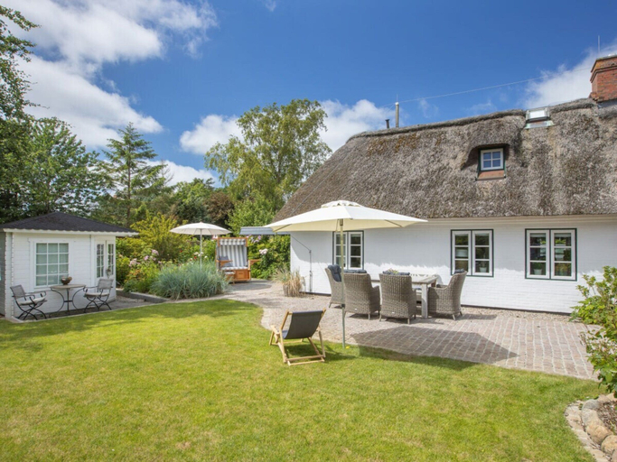 Outdoor dining 4, Reetkate Sandwehle, Nordfriesland