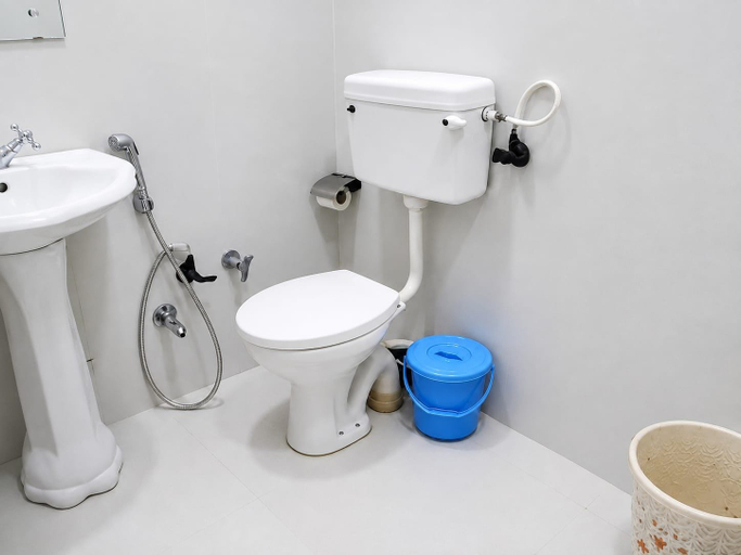 Bathroom 4, Taj Square A luxurious family homestay, Agra
