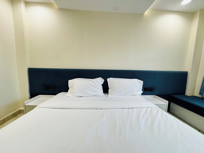 Room 3, Planet Eco Stays, Ujjain