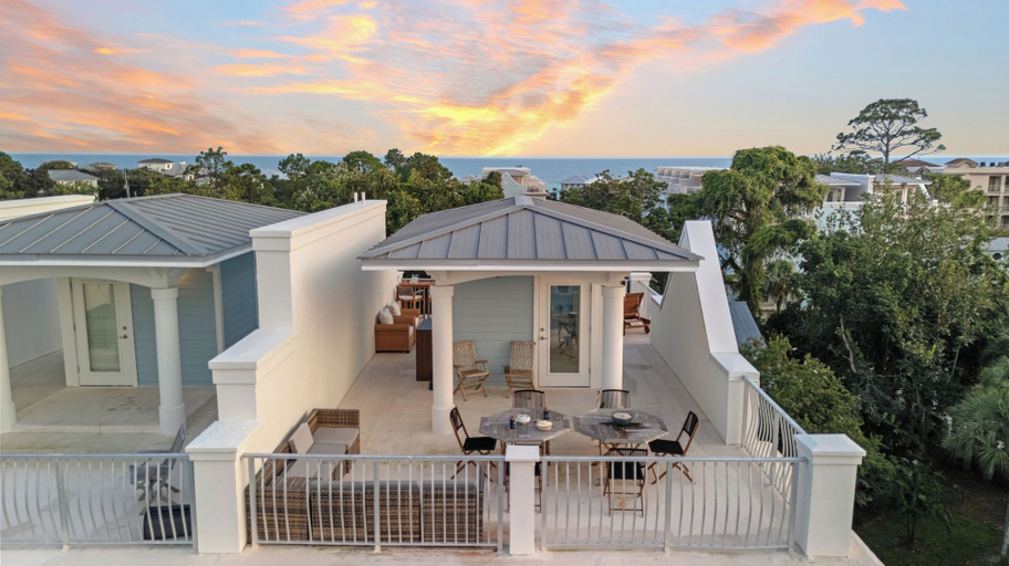Interior 1, Drift & Dwell 30A by Avantstay Rooftop Terrace + Pool Access Walk to Beach + Gulf Place, Walton