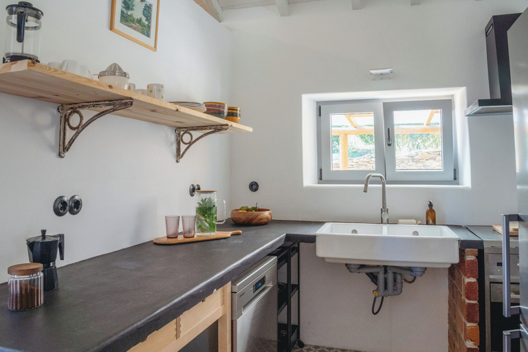 Private kitchen, Monte da Serra de Baixo, Sines