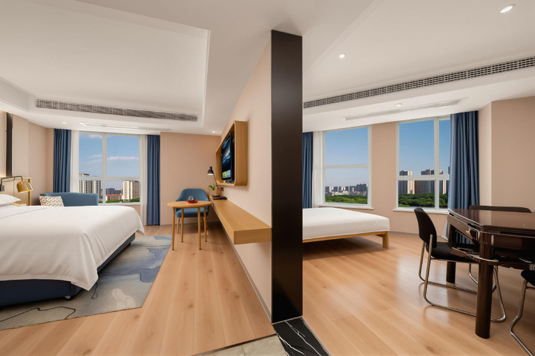 Bedroom 2, Kyriad Marvelous Hotel Henan Xinyang Pingqiao, Xinyang
