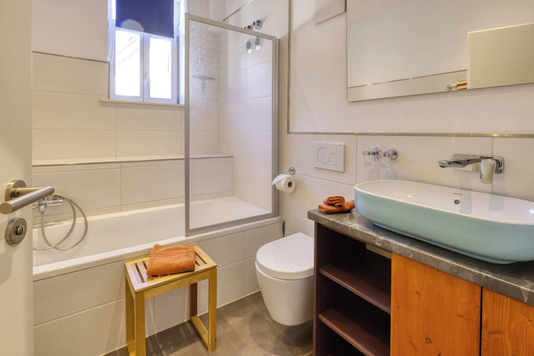 Bathroom, Maisonette Apartment - The Dovecote - Ad1716, Main-Spessart