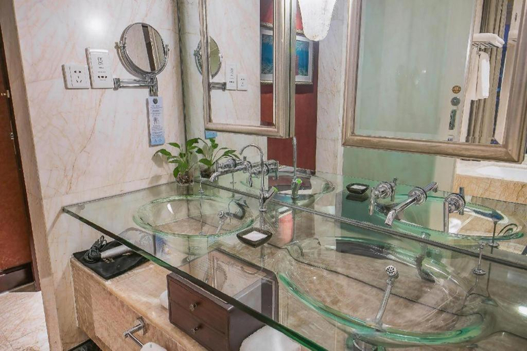 Bathroom 4, New Century Grand Hotel Ningbo, Ningbo