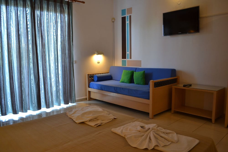 Bedroom 2, White Palace Studios, South Aegean