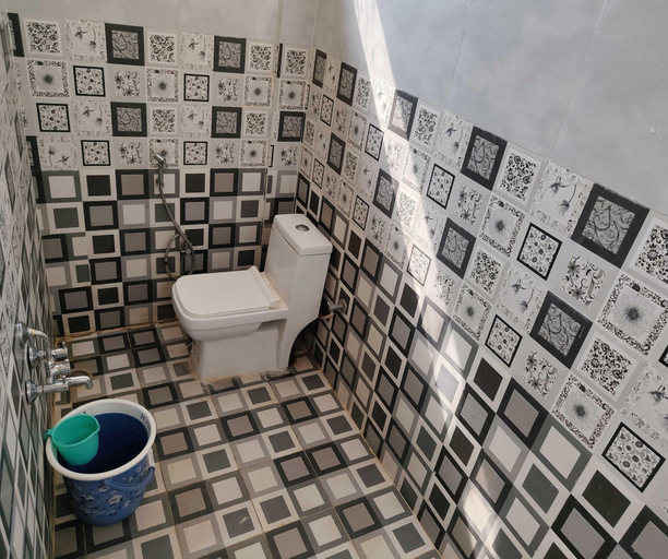 Bathroom 4, Deluxe Room RTO Office Krishnarajapura, Bangalore