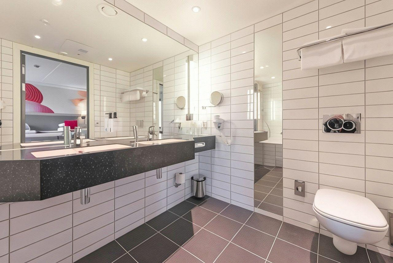 Bathroom 4, Scandic Meyergarden, Rana