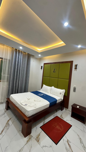 Bedroom, Summit Guest House, Moungo