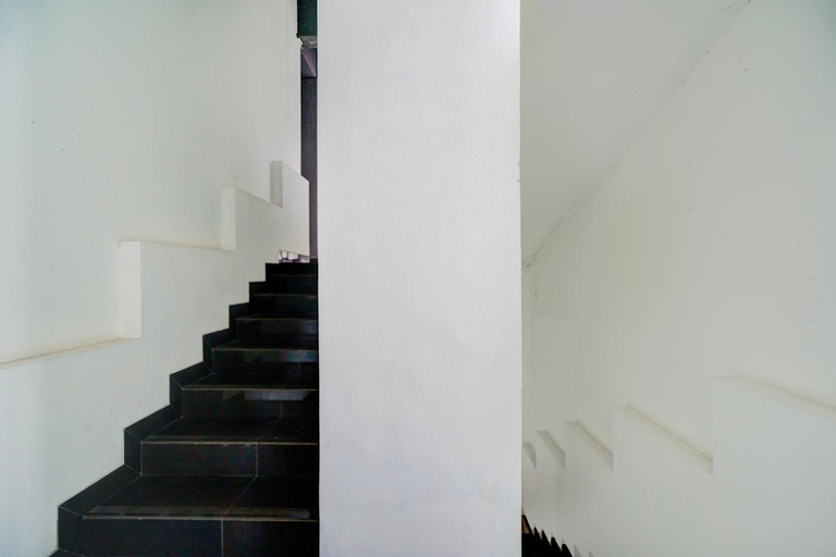 Public Area 2, Hotel O Pondok Zalsha, Bandung