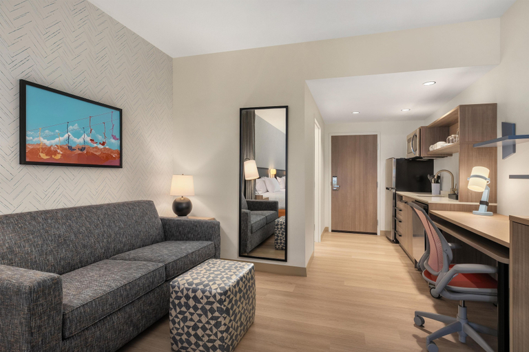 Living area 5, Home2 Suites By Hilton Hazleton, Luzerne