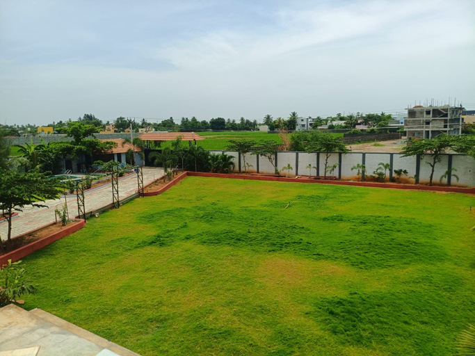 Property grounds 2, Villa Nova Resort, Puducherry