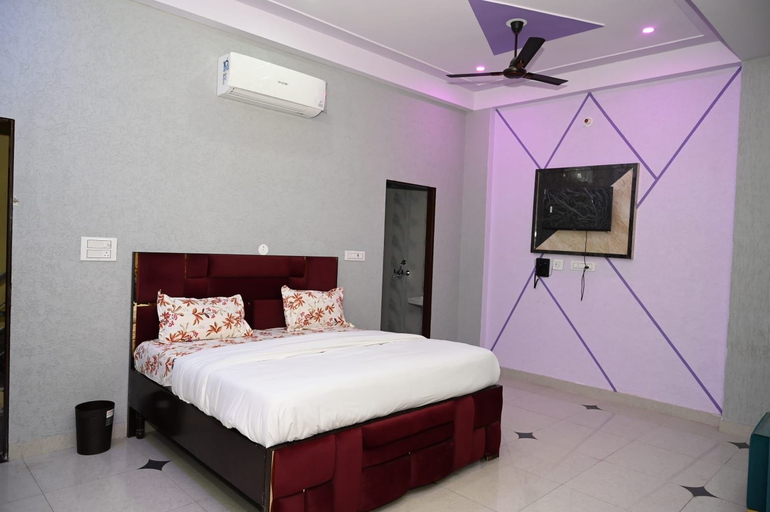Room 5, Hotel Mount View, Jaipur