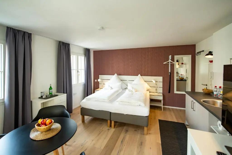 Bedroom 2, Gastehaus am Schlossplatz, Z. 1, Bodenseekreis