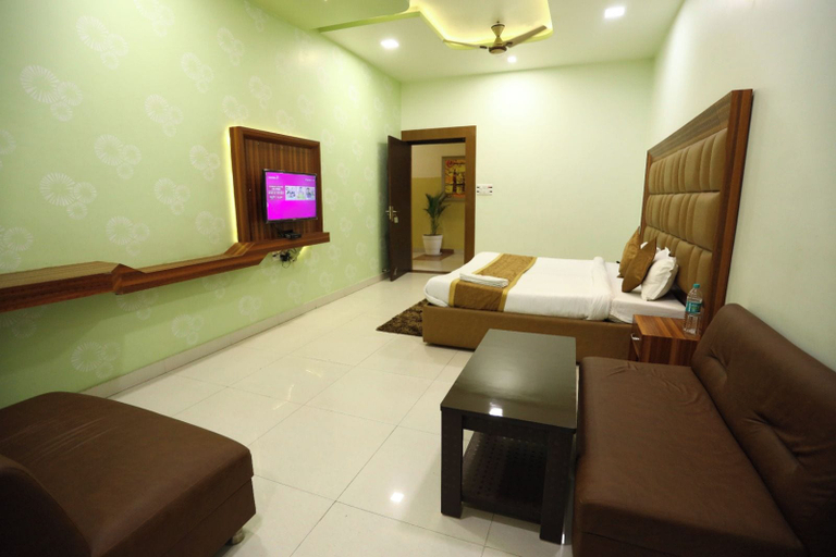 Room 5, BLISS Resort, Shravasti