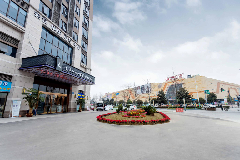 Exterior & Views 2, Lavande Hotel (Chongzhou Wanda Plaza), Chengdu