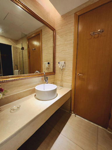Bathroom 3, Vienna 3 Best Shenzhen Dalang Commercial Centre, Shenzhen