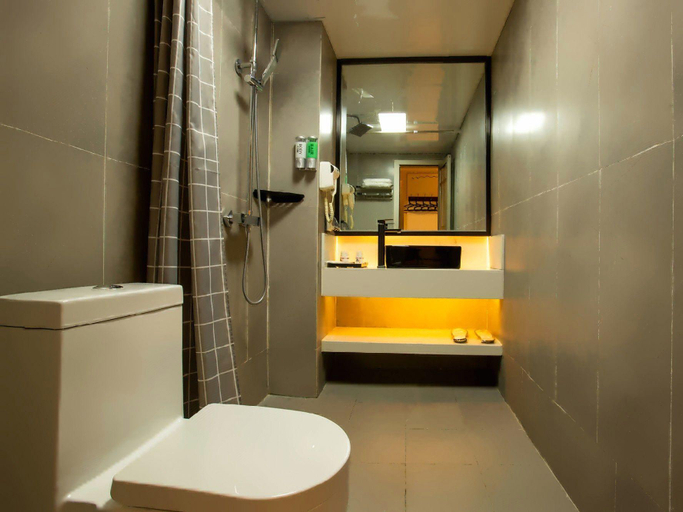Bathroom 4, IU Hotel Duyun Libo Ancient Town, Qiannan Buyei and Miao