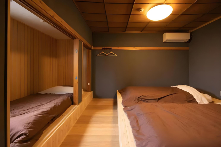 Bedroom 3, HOSTEL perch, Sado