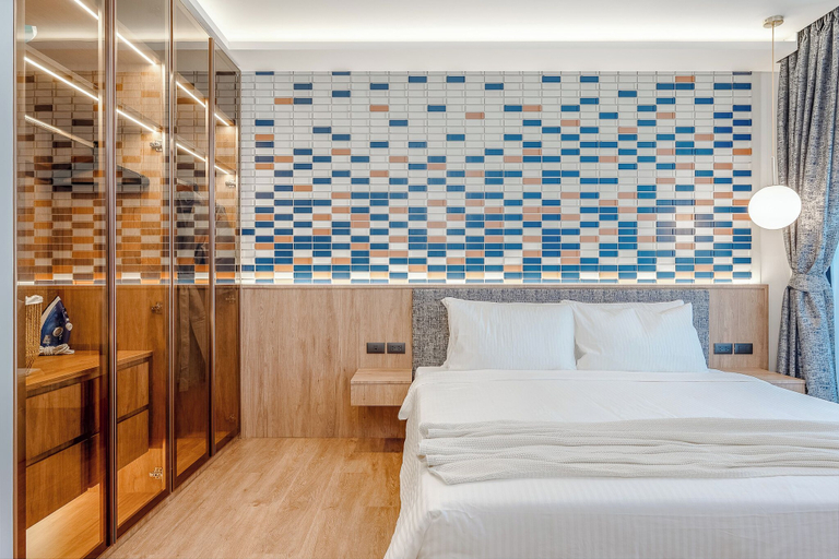 Room 2, Bellevue Beachfront Apartments, Phuket Island