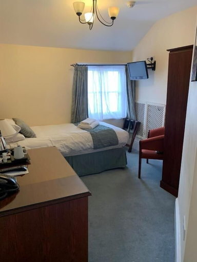 Room 3, Peregrine House, Kent