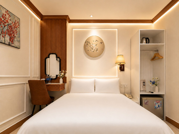 Room 2, KAS Ancient Boutique Hotel, District 1