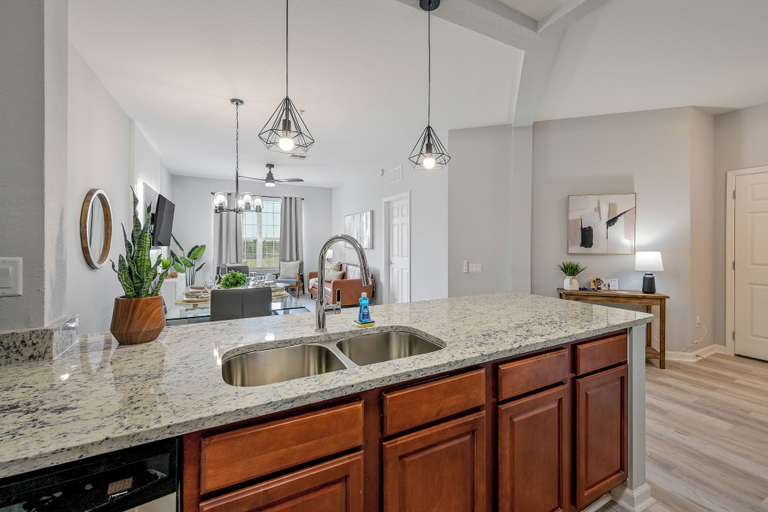 Private kitchen 5, Is2-310 - 3BR Condo Near Disney and Universal, Orange