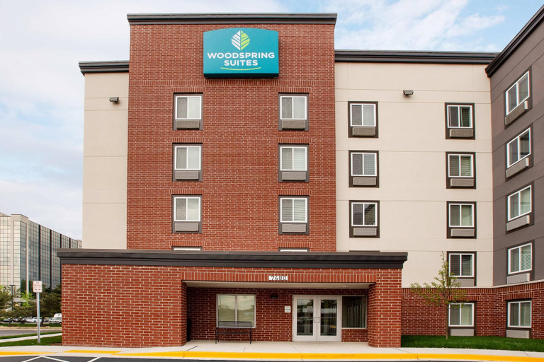 Exterior & Views 2, WoodSpring Suites Washington DC Northeast Greenbelt, Prince George's