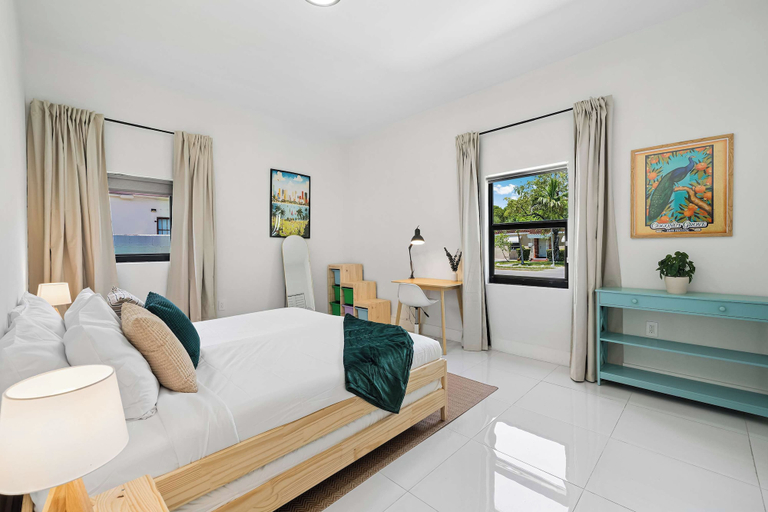 Interior 4, Casa Azure- Family Friendly Home With Heated Pool, Miami-Dade