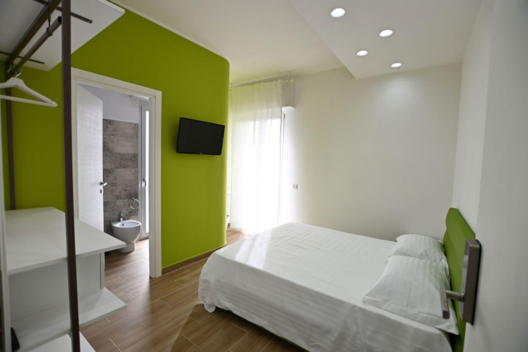 Bedroom 4, Kore suites&apartments, Reggio Di Calabria