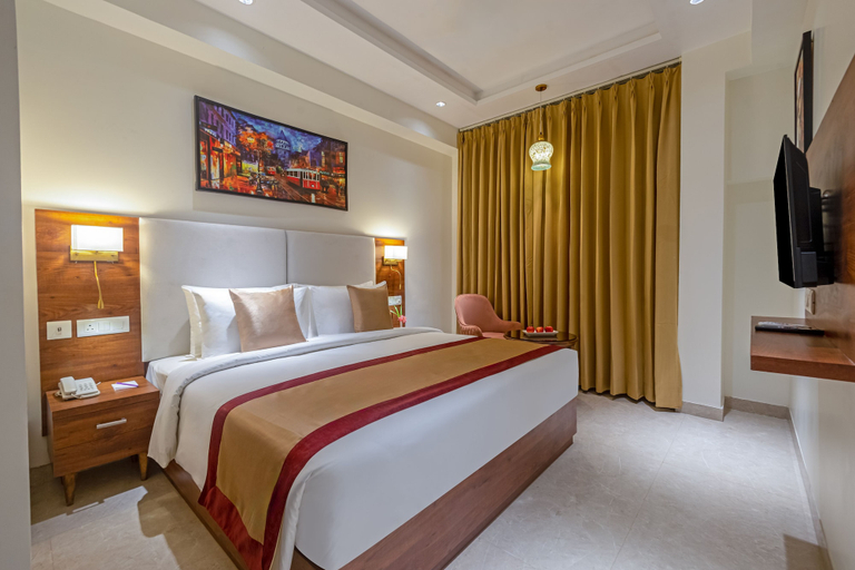 Room 5, Sterling Regalia Agra, Agra