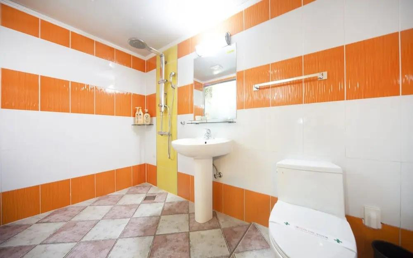 Bathroom, Gyeongsan W Good Time, Dong