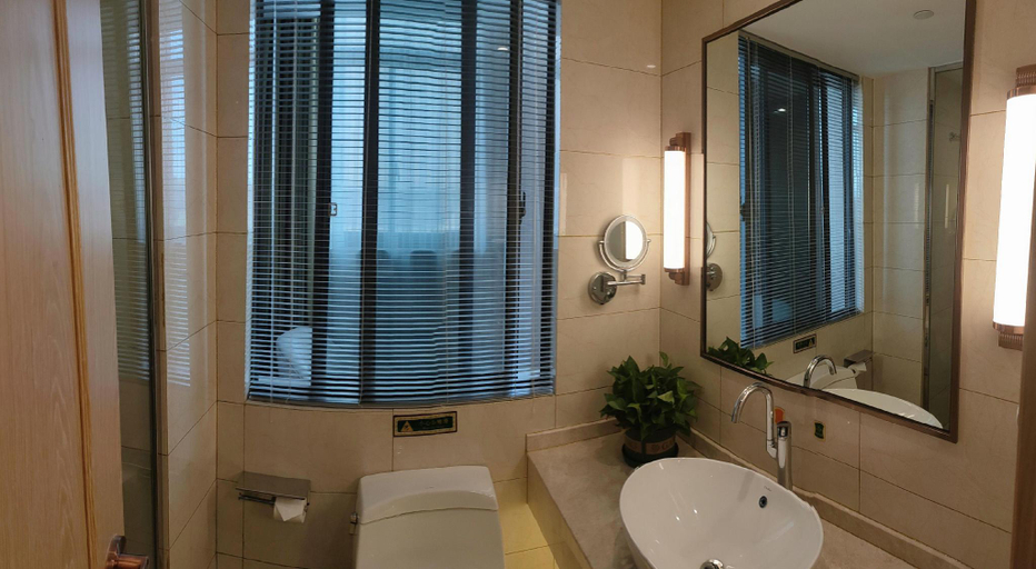 Bathroom 3, Vienna Hotel Jiangsu Danyang Glasses Market High-Speed Railway Station Dabo, Zhenjiang