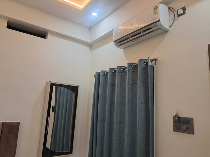 Room 3, Om Mukunda Homestay, Ujjain