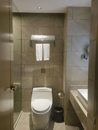 Bathroom 3, Vienna Hotel Jiangxi Yichun Economic Development Zone, Yichun