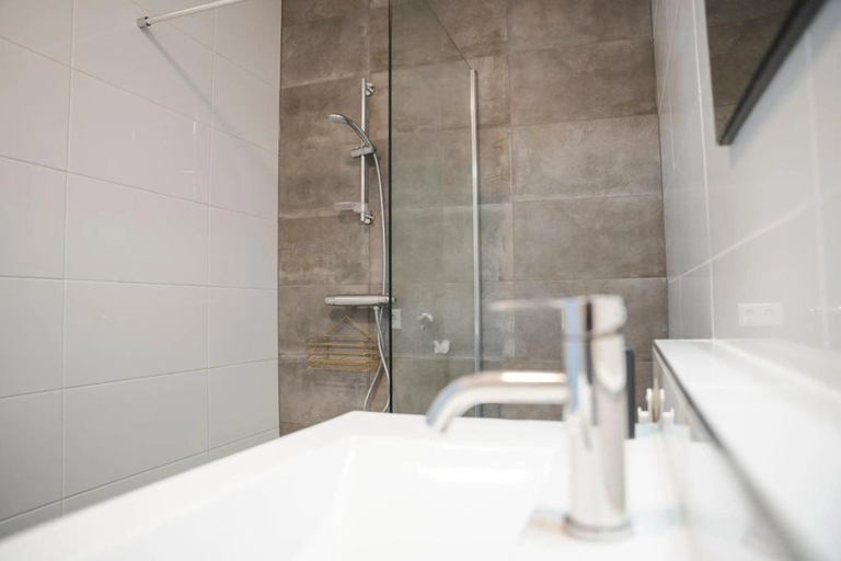 Bathroom 3, The Residence Enschede, Enschede