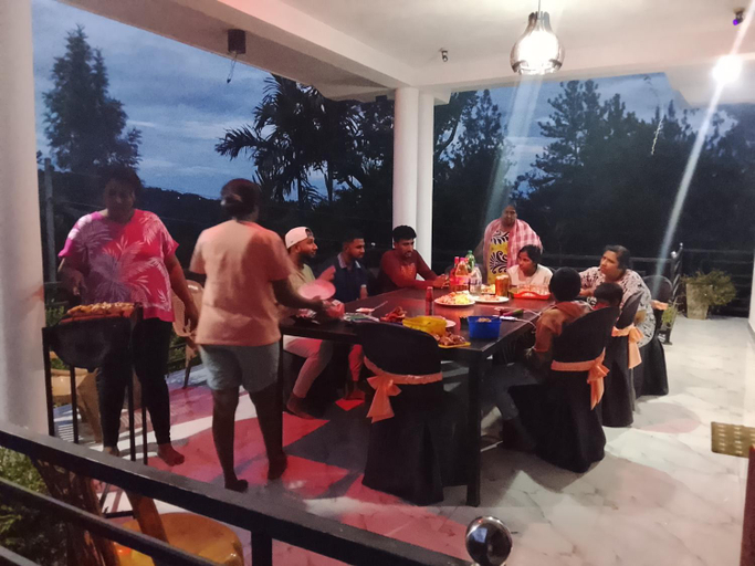 Food & Drinks 4, Devil mountain villa- kalupahana, Hildummulla