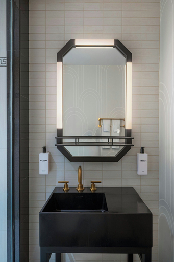 Bathroom 4, The Algonquin Hotel Times Square, Autograph Collection, New York