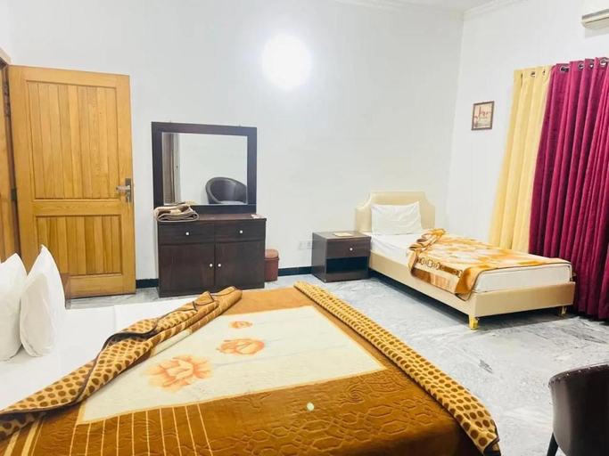 Bedroom 2, Imperial Lodges Guest House Islamabad, Islamabad