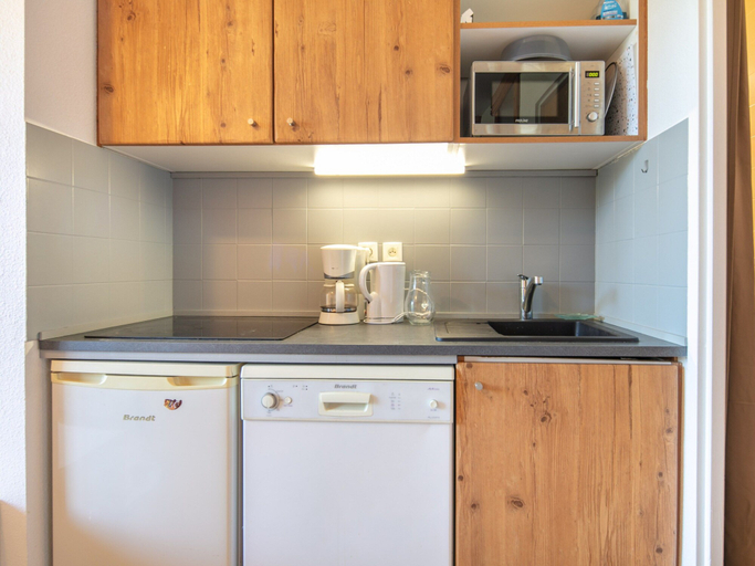 Private kitchen 5, Mountain Apartment in Chamrousse, Isère
