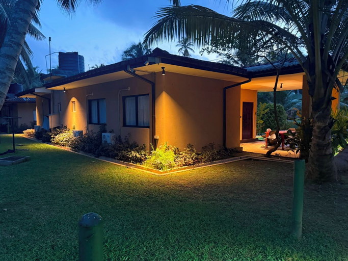 Exterior 5, Don Cyril's Nature Bungalow, Galle Four Gravets