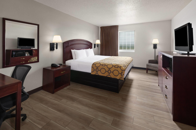 Bedroom 3, Baymont by Wyndham Harlan, Shelby