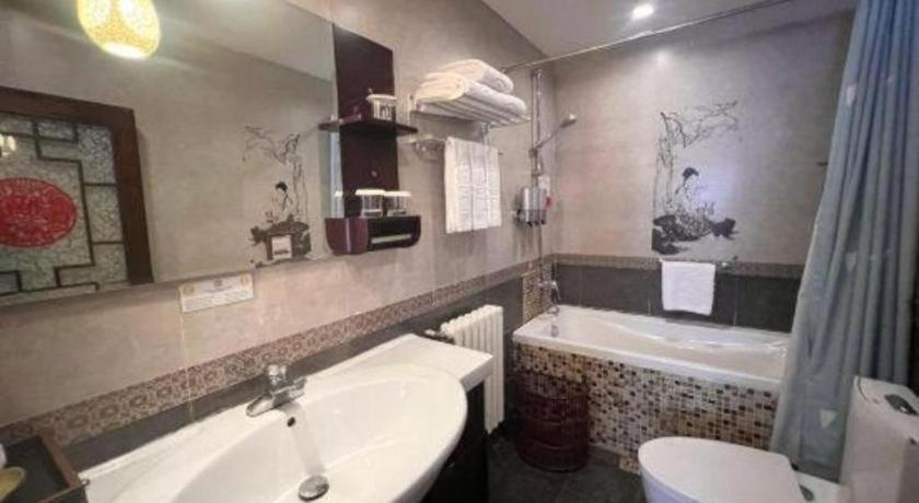 Bathroom 3, Beijing Double Happiness Courtyard Hotel, Beijing