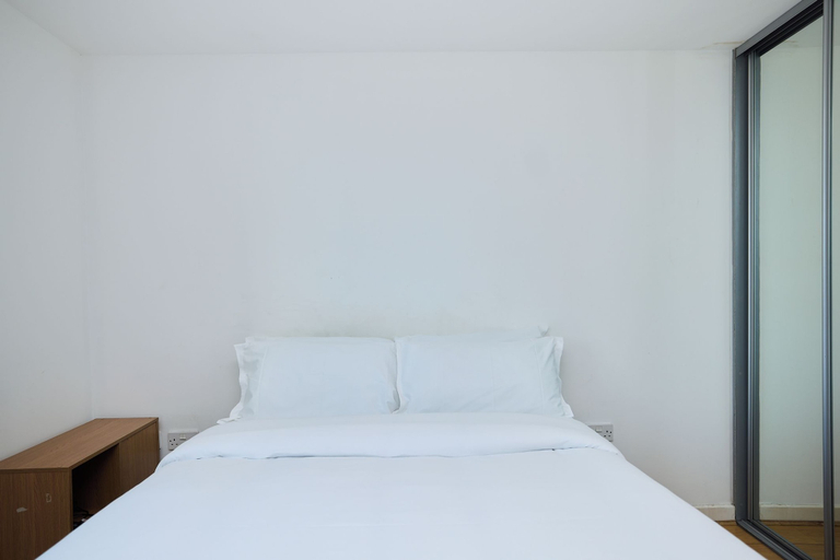 Room 1, The Flat That Looked East, London