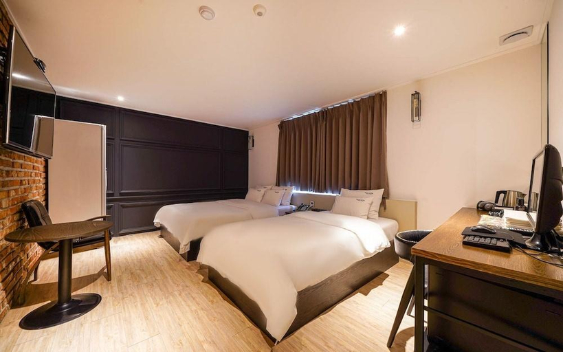 Bedroom 3, Yangsan Deokgye YUNA Hotel, Yangsan