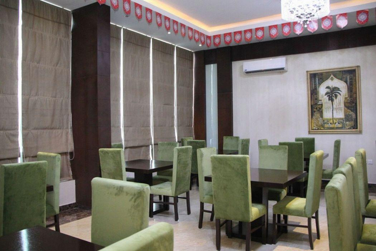 Food & Drinks, Al Muhaidb Al Dawli