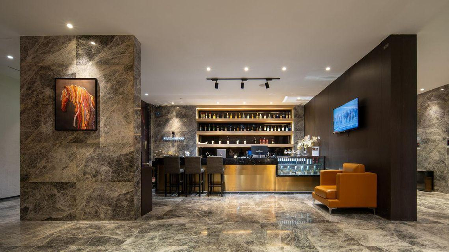 Others 4, Giorgio Morandi Hotel, Linyi