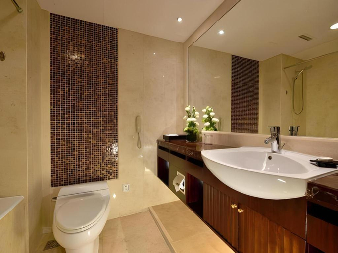 Bathroom 5, Hotel Equatorial Shanghai, Shanghai
