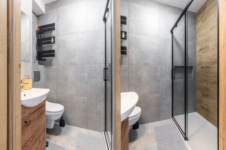 Bathroom 4, SperApart Habicha, Warsaw